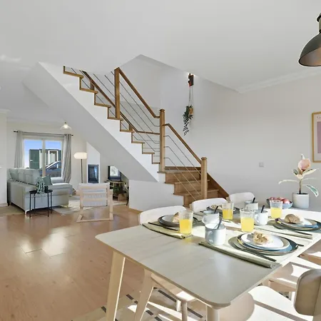 Surf - 3 Bedrooms - Sea View بيت للعطل